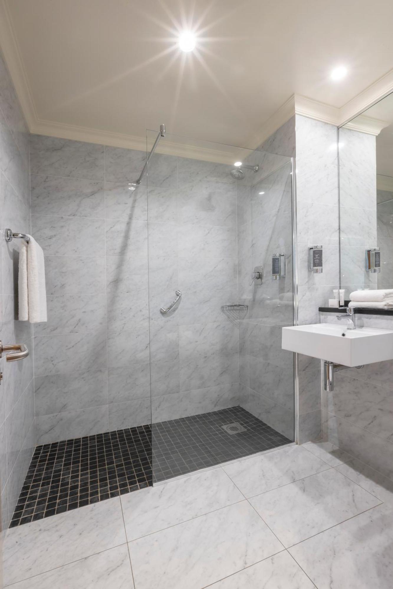 Eyre Square Hotel Galway Esterno foto